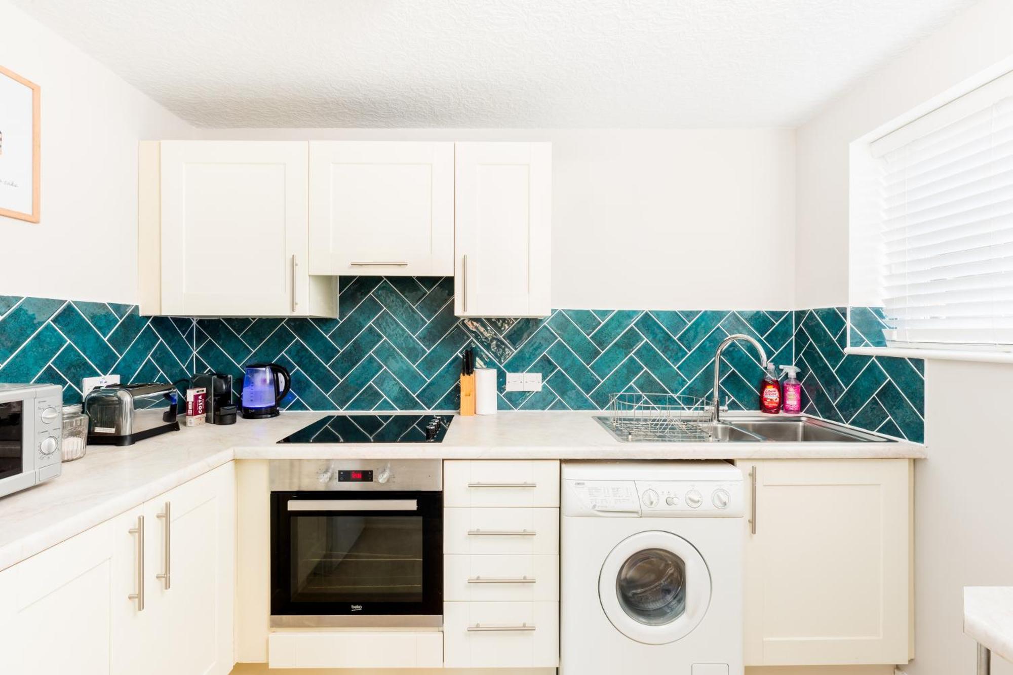 Modern 2-bedroom With Free Parking In Appartamento