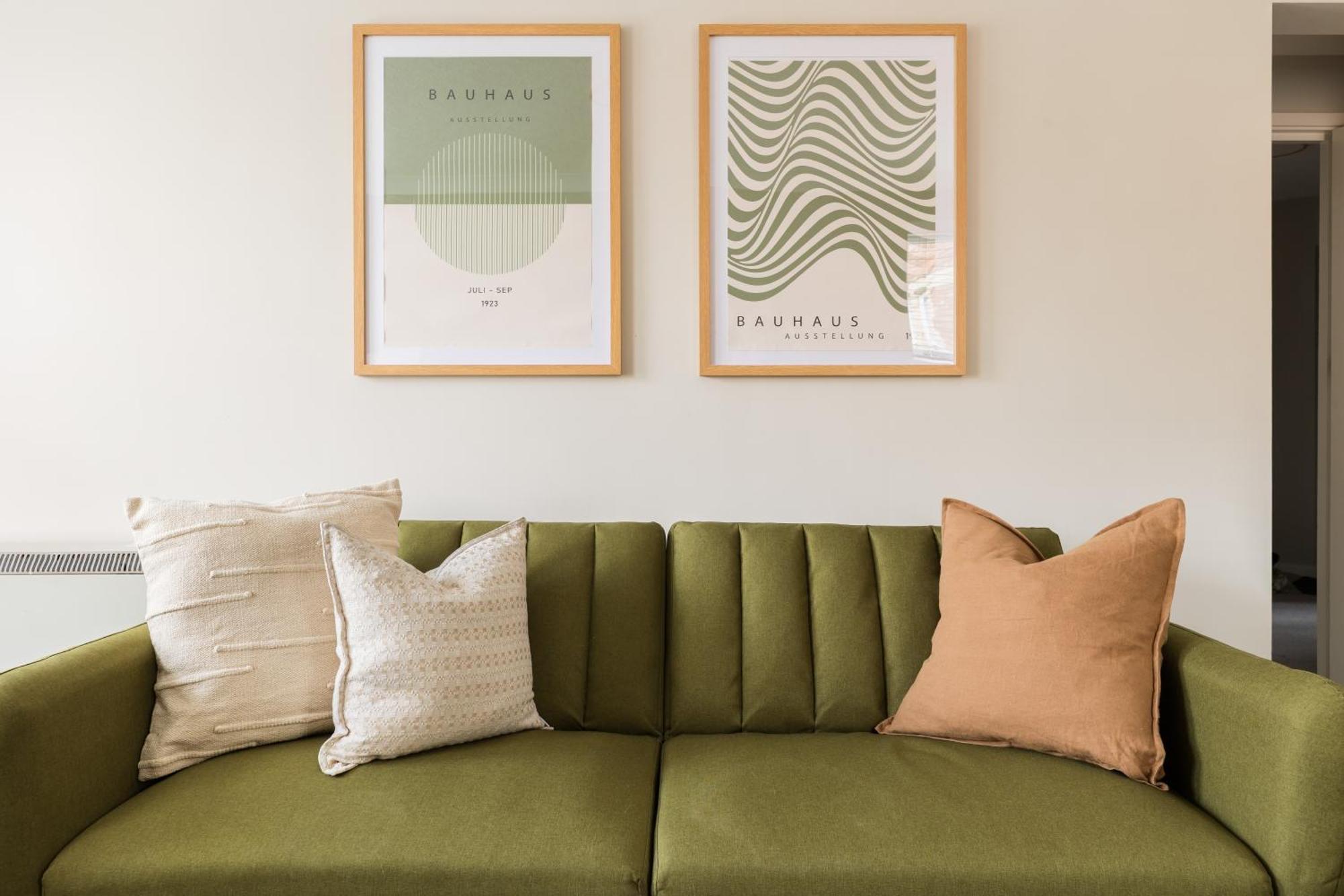 Modern 2-bedroom With Free Parking In *
