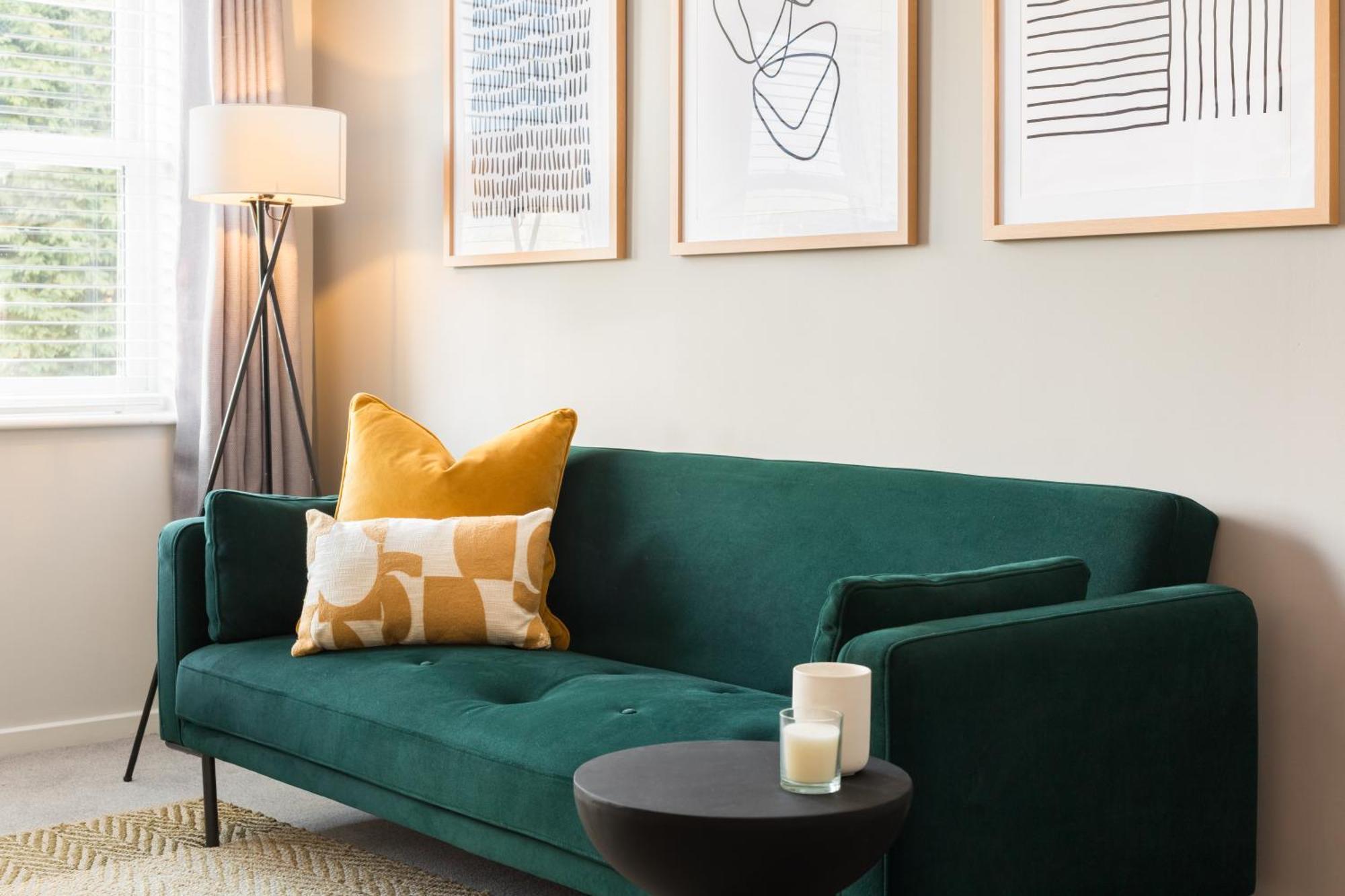 Modern 2-bedroom With Free Parking In Appartamento *
